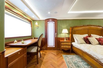 121 ft Explorer 37 21 