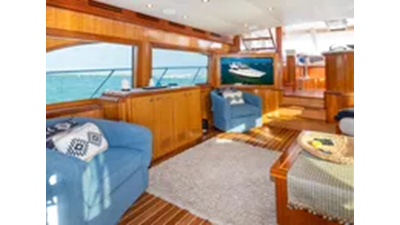 2007 Hatteras 64 Motor Yacht  21 