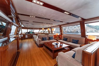 35 M DELUXE MOTORSAILOR 15 11b