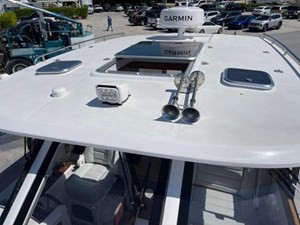 2025 True North 34 Outboard Express 43 