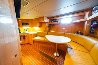 LONE STAR 62 Crew Mess