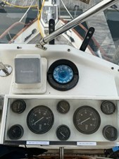 Lark 8 