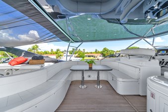 Ferretti Yachts Custom Line 94 44 