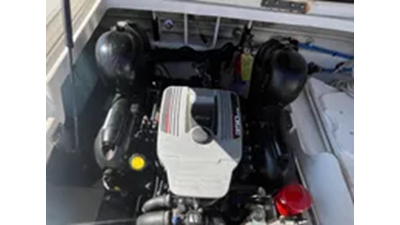 2013 Sea Ray 240 Sundeck 28 