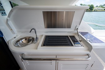 - 23 24_2019 57ft Sunseeker Predator