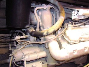 1989 Ocean Alexander 42 Sedan 31 32