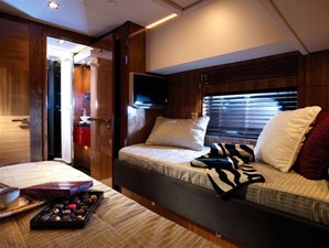 84' Sunseeker 84 Predator 9 