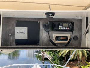 46' Hatteras 1976 43 image00043