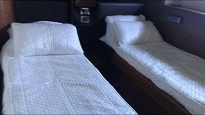 81935-3588701 4 80-2012-Sunseeker-Yacht-09