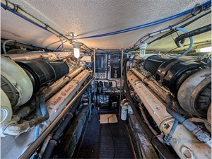 58 HATTERAS 1990 SPORTFISH 66 