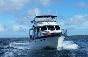 His and Hers 2 3__1988 53ft Defever 53 POC HIS AND HERS