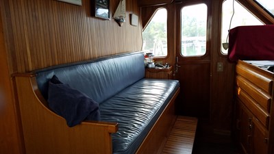 His and Hers 21 22__1988 53ft Defever 53 POC HIS AND HERS