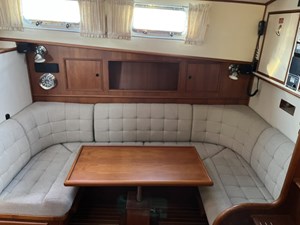 LIO KAI 1 Dinette full view