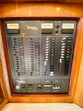 The Motley Crew 26 27_2003 57ft Navigator THE MOTLEY CREW