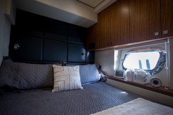 Mazarin 72 Flybridge 13 