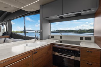 Princess S72 (S72515) 24 Galley