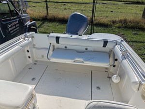 21' Wellcraft 2004 V 21 9 