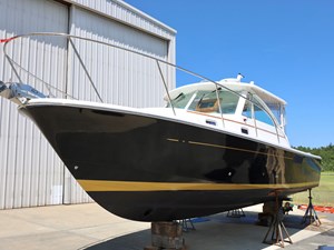 ABLE II 29 Port Bow on the Hard 