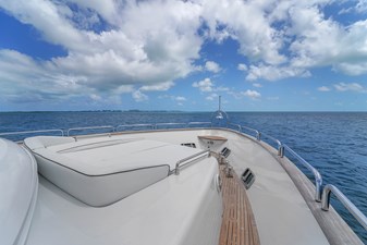 Azimut Grande 105 122 105' Azimut-108