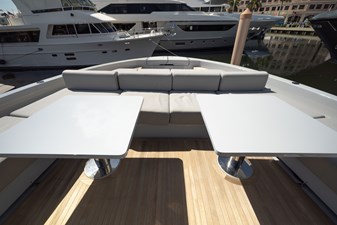 Athena 38 Bow Seating