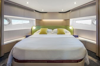 ALUMINIA 16 VIP cabin