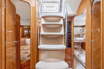 Takia 23 23_2001 65ft Princess V65 TAKIA