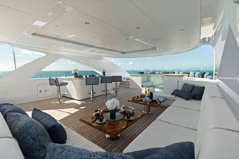 MOONRAKER 43 