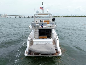 50 Flybridge 9 