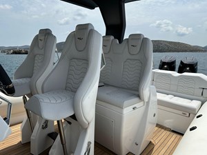 SOTO 3 Cockpit Seating