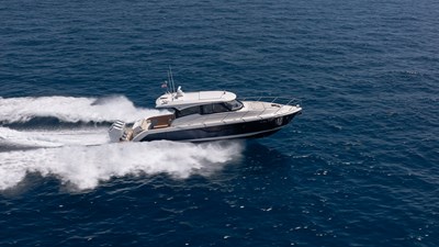Lorax 12 2024 Tiara Yachts 48 LE