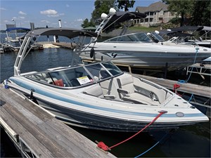 22 CROWNLINE 2021 0 