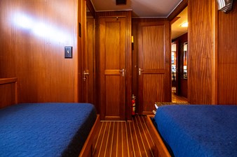 CAVALIER 18 Guest Cabin