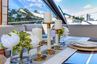 2022 Dyna Flybridge 63 31 Dyna Yachts 1 (7)