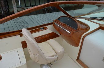 TANGO 12 Navigator Seating