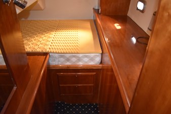 2001 Motor Yacht Sports Cat 44 46 P_160