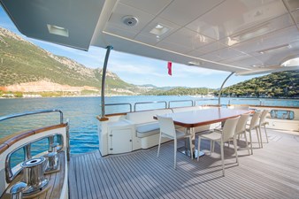 La Rubia 34 La Rubia Exterior – Main deck aft