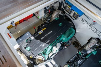 2018 Beneteau Monte Carlo MC4 96 