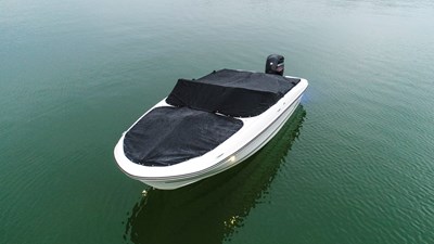 Bayliner VR4 38 