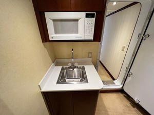2001 Broward Raised Pilothouse MY 26 