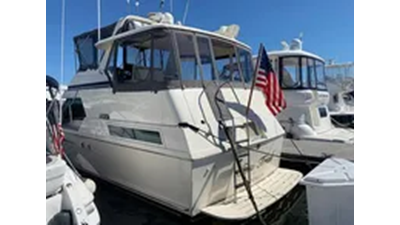 1991 Hatteras 40 Motor Yacht 4 