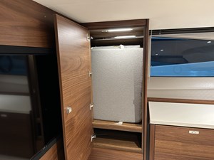 PRINCESS F45 (F45110) 28 