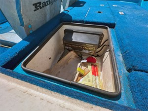 17' RANGER 1986 COMANCHE SERIES 330V 18 