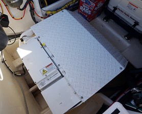 AUDACIOUS 27  SeaKeeper