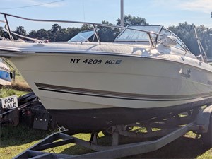 21' Wellcraft 2004 V 21 3 