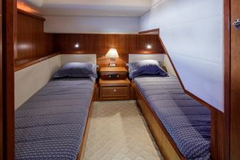 TBA 4 7277e3bd-d39a-4b7f-85cc-132df10e8829