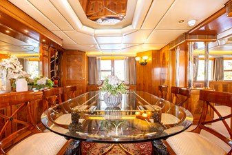 ALDONZA 18 Dining Area