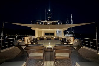 KORU 44 Upper Deck Lounge 