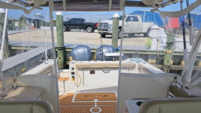 2019 Sailfish 325 DC 30 