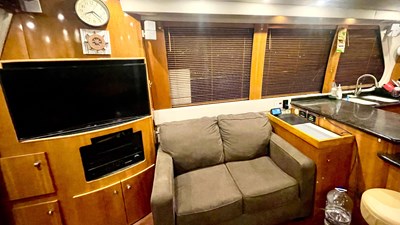 2002 Carver 570 Voyager Pilothouse 6 