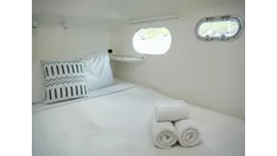 2017 Voyage Yachts VOYAGE 480 22 